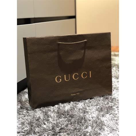 fake gucci wrapping paper|gucci paper shopping bag.